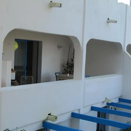 Aparthotel Flora & 3*