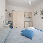 Aparthotel Flora & Sant'Andrea (Apulia)