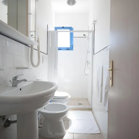 Hotel apartamentowy Flora & Sant'Andrea (Apulia)