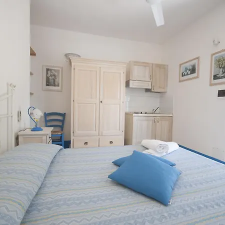 Hotel apartamentowy Flora & Sant'Andrea (Apulia)