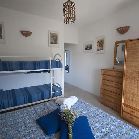 Flora & 3* Sant'Andrea (Apulia)